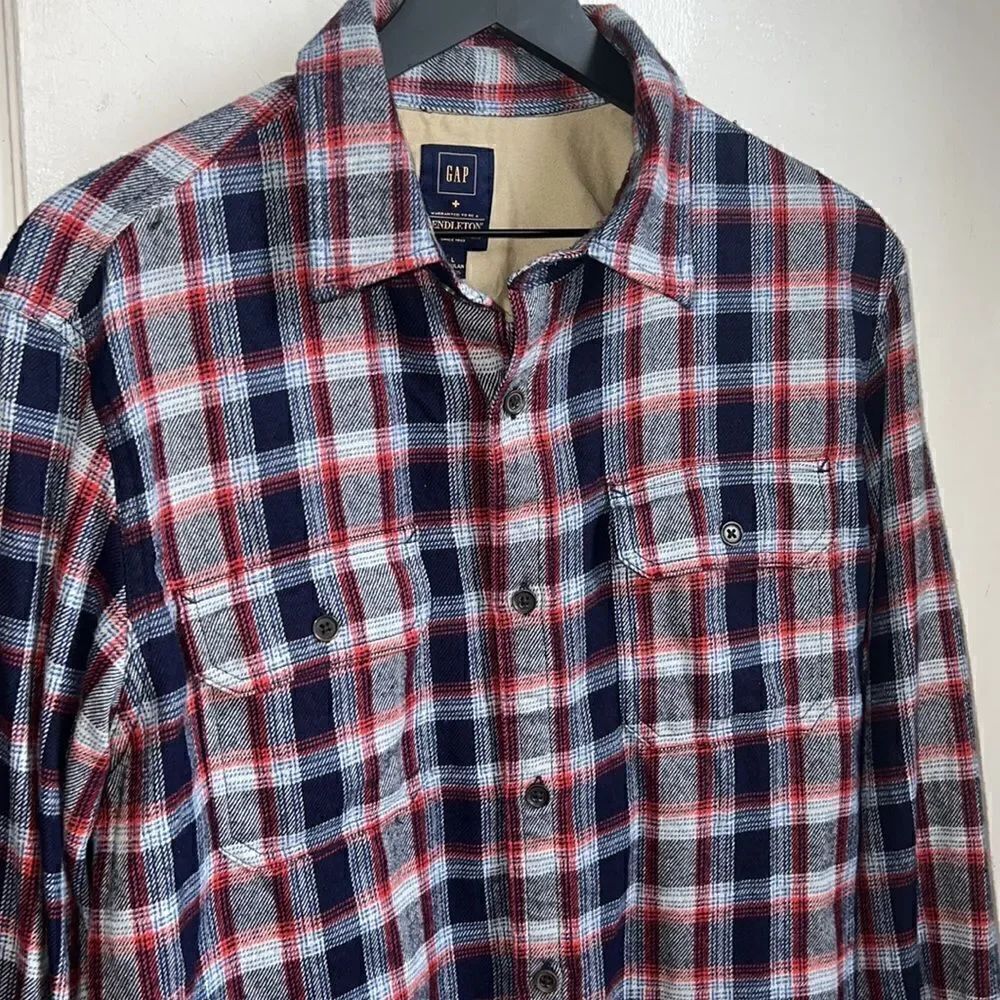 GAP + Pendleton Plaid Button Down Shirt Navy Red - Picture 2 of 6